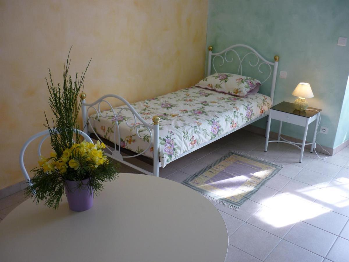Ferme Du Pigeonnier Bed & Breakfast Montceau-et-Echarnant Ngoại thất bức ảnh